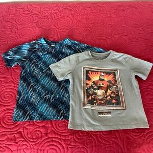 Bundle of 2 Boy T Shirts Disney Incredibles 2 and Gymboree
